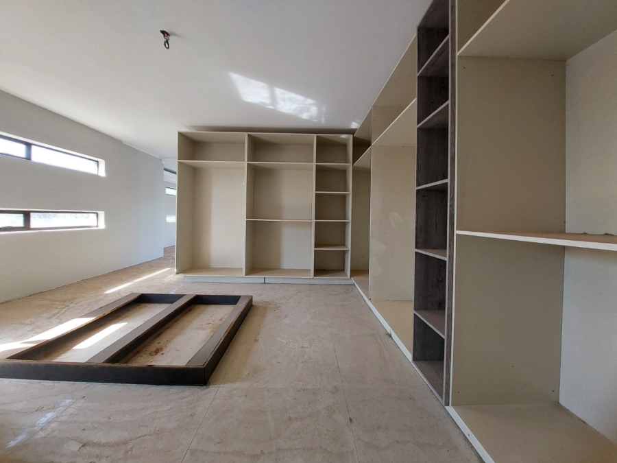 5 Bedroom Property for Sale in Seasons Lifestyle Estate North West